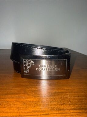 Versace Collection Black Leather Medusa Plaque Belt Size 34, 85/100